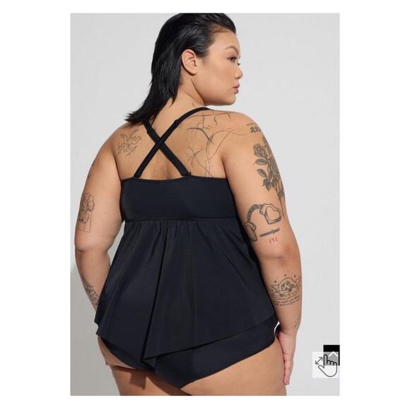 Torrid Black Soft Cup Wireless V Neck Tankini Top Sz.5 - Picture 2 of 16